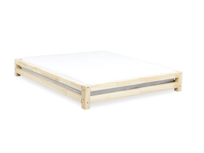 Unlackiertes Holzdoppelbett