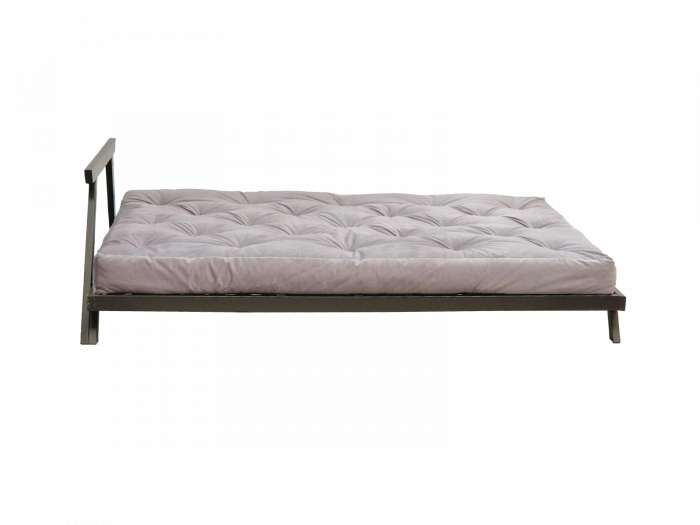 Ein Bett aus massiver Buche aus einem Profil